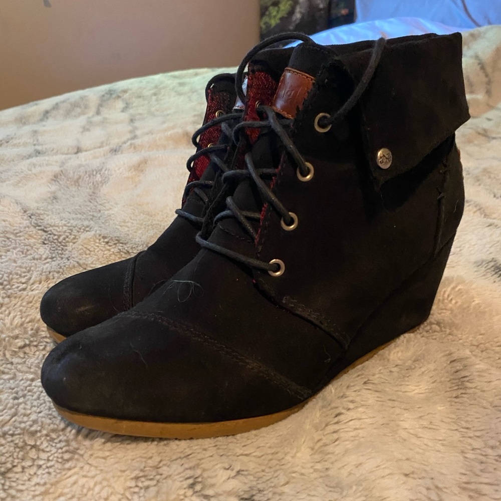 Mad Love Wedge Black Heels Booties SZ.8
